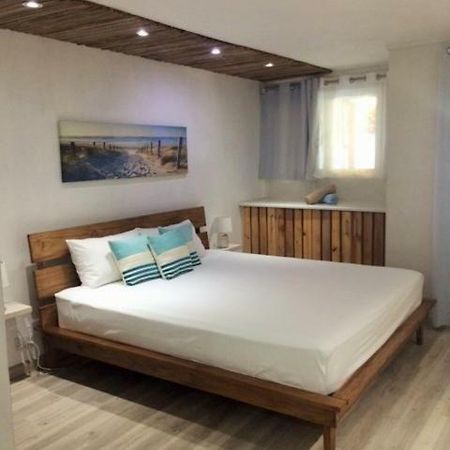 Holiday Surf Lodge Tamarin Dış mekan fotoğraf